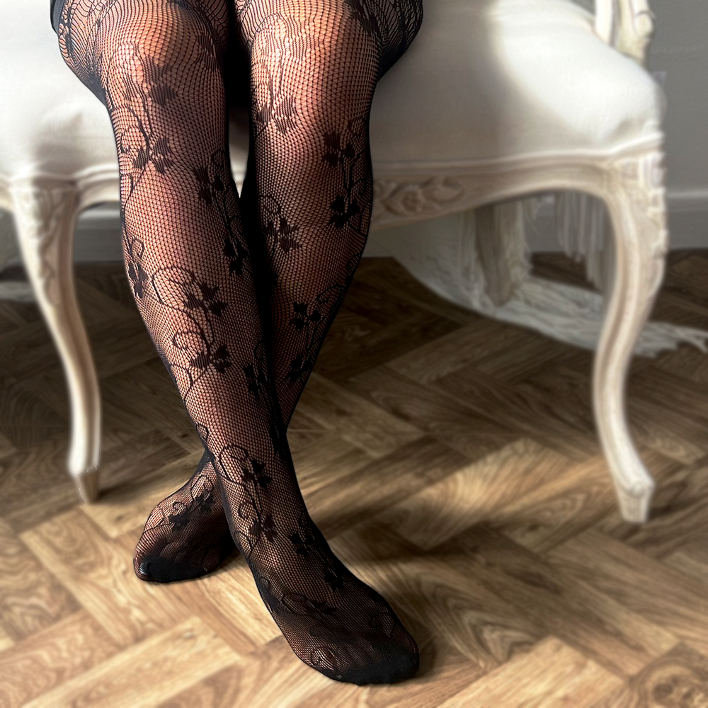 
                  
                    Black laced Ivy tights
                  
                